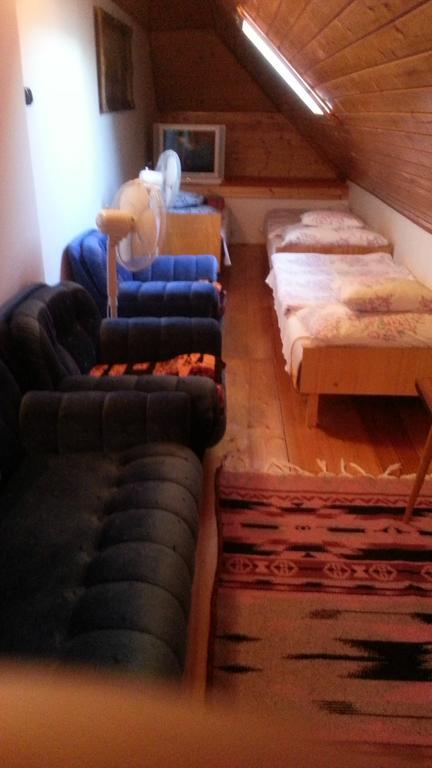 Csokonai Guesthouse Замарди Номер фото