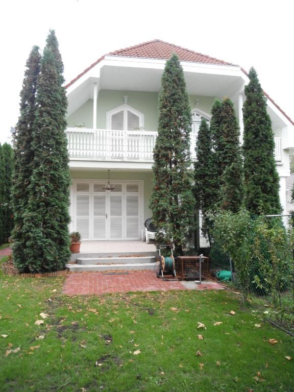 Csokonai Guesthouse Замарди Экстерьер фото